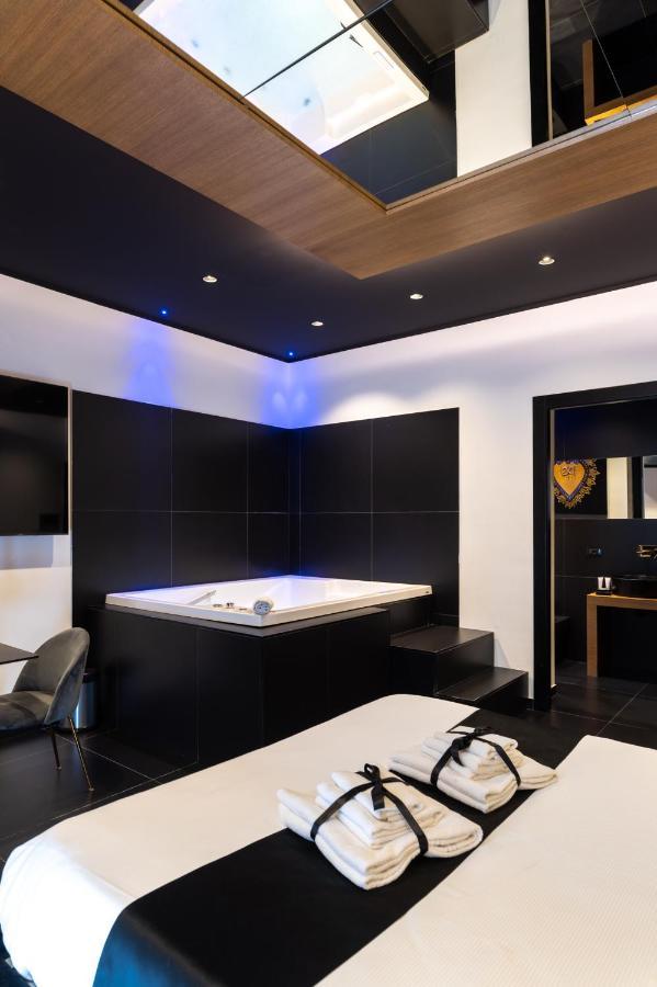Maximum Hub Suite&Spa Palermo Exterior foto