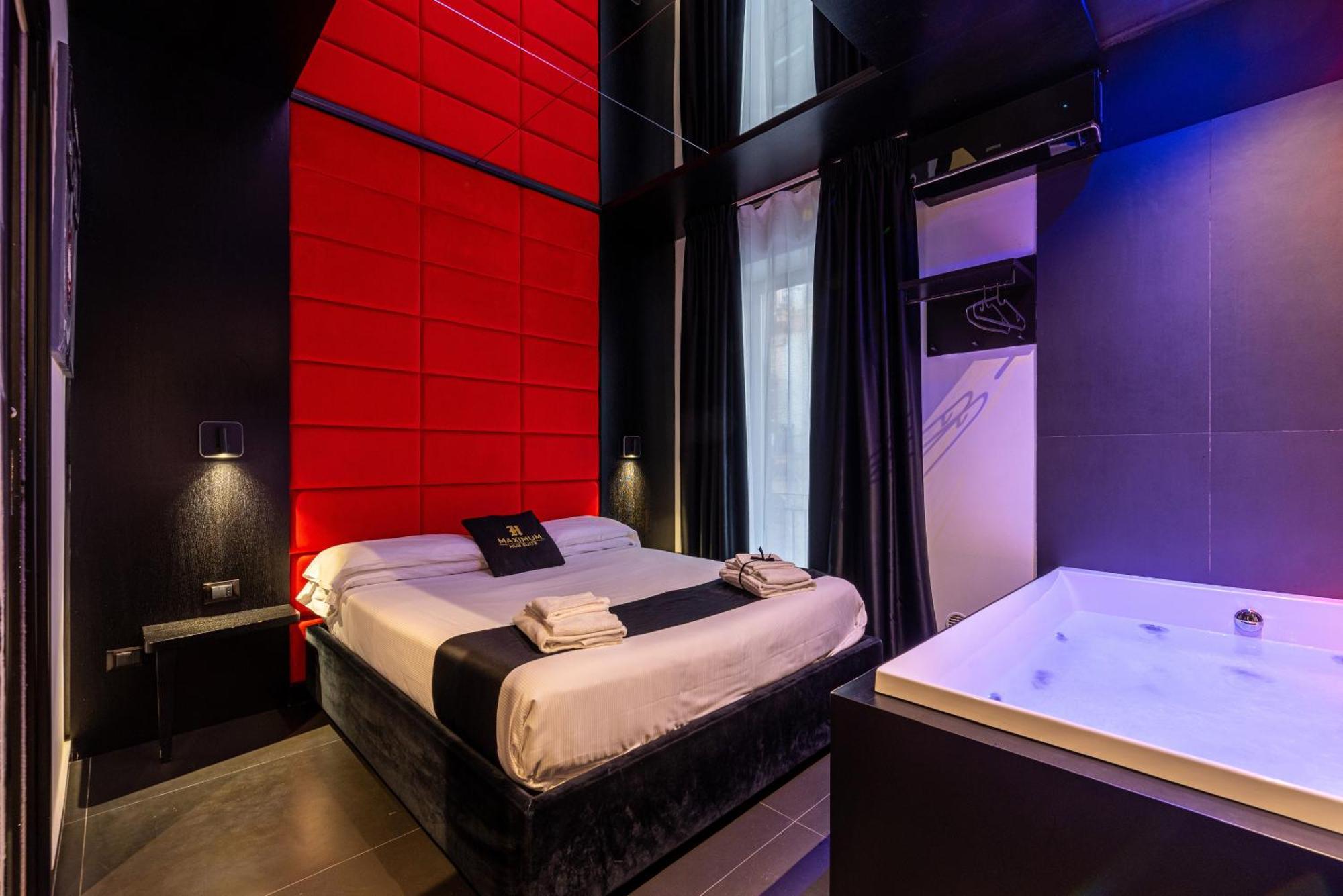 Maximum Hub Suite&Spa Palermo Exterior foto
