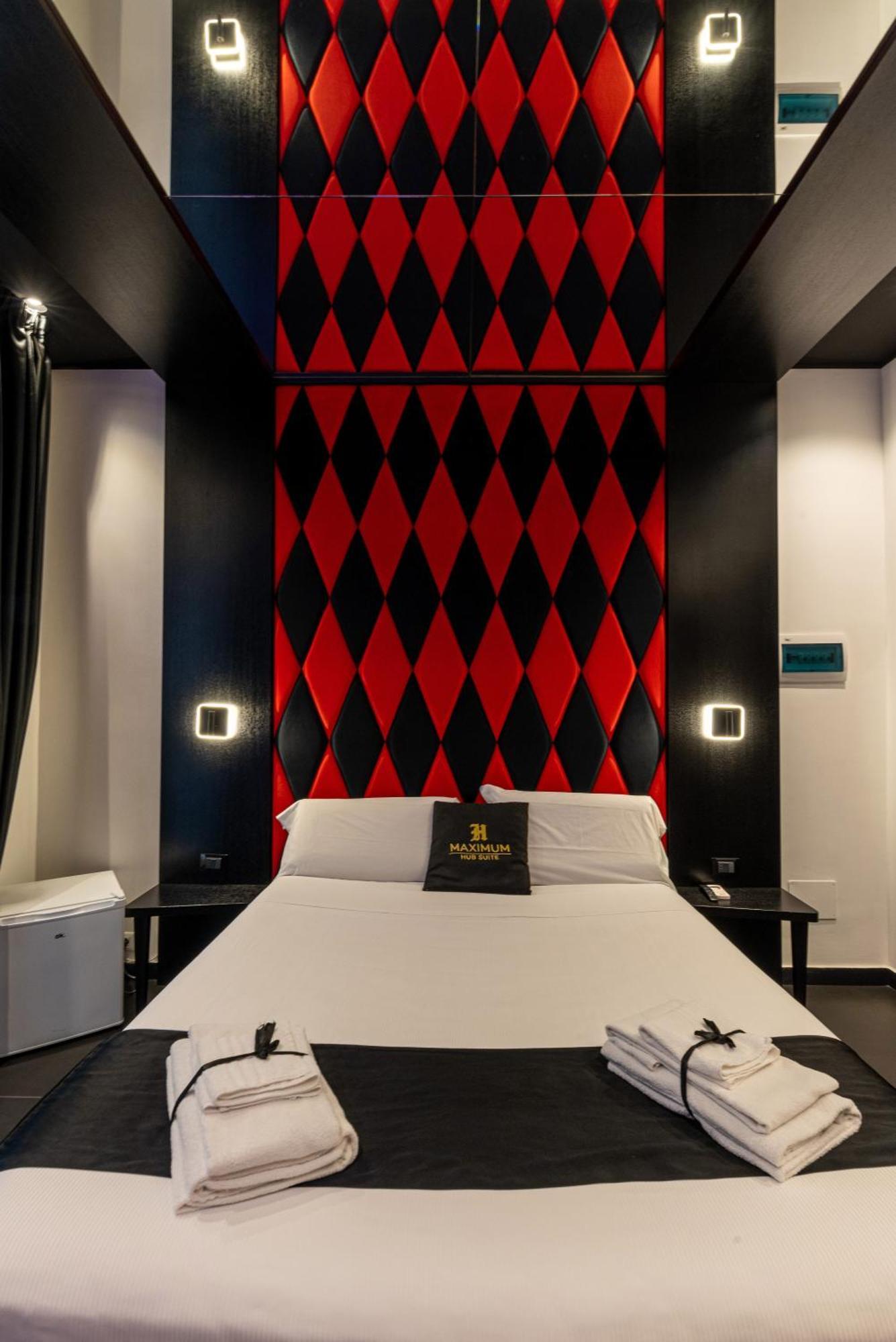 Maximum Hub Suite&Spa Palermo Exterior foto